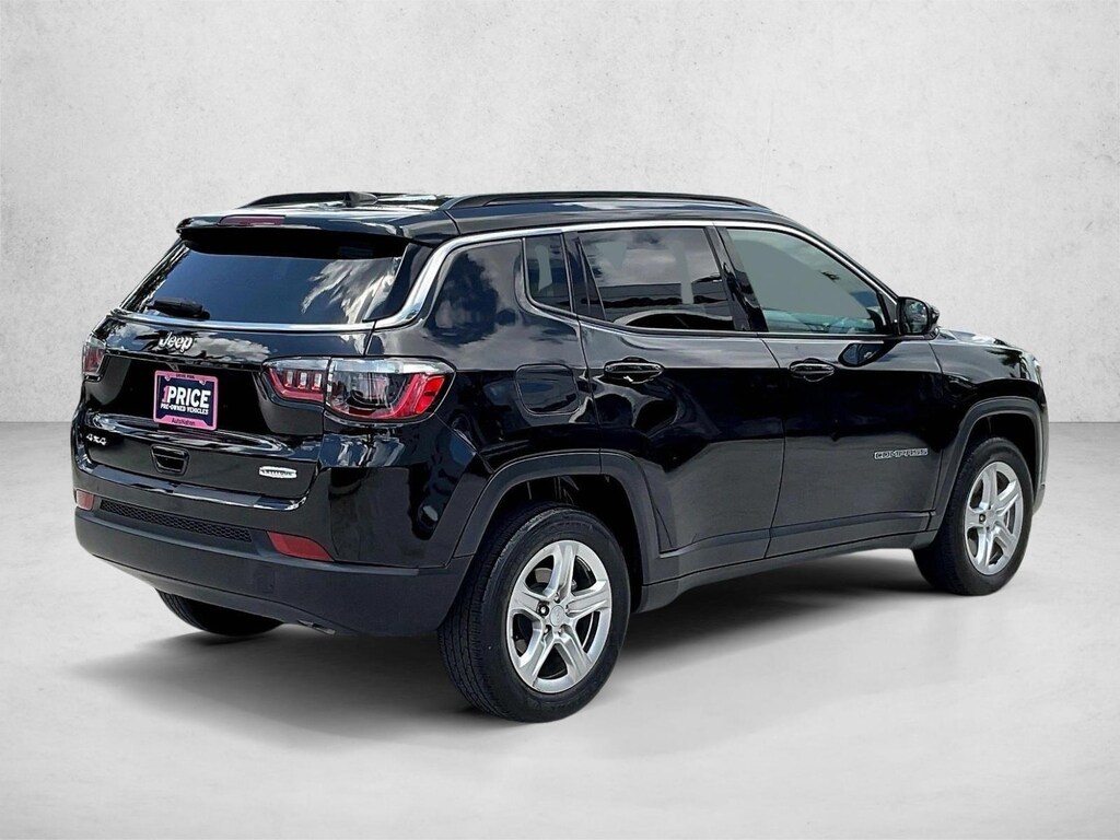 Used 2023 Jeep Compass Latitude Sport Utility