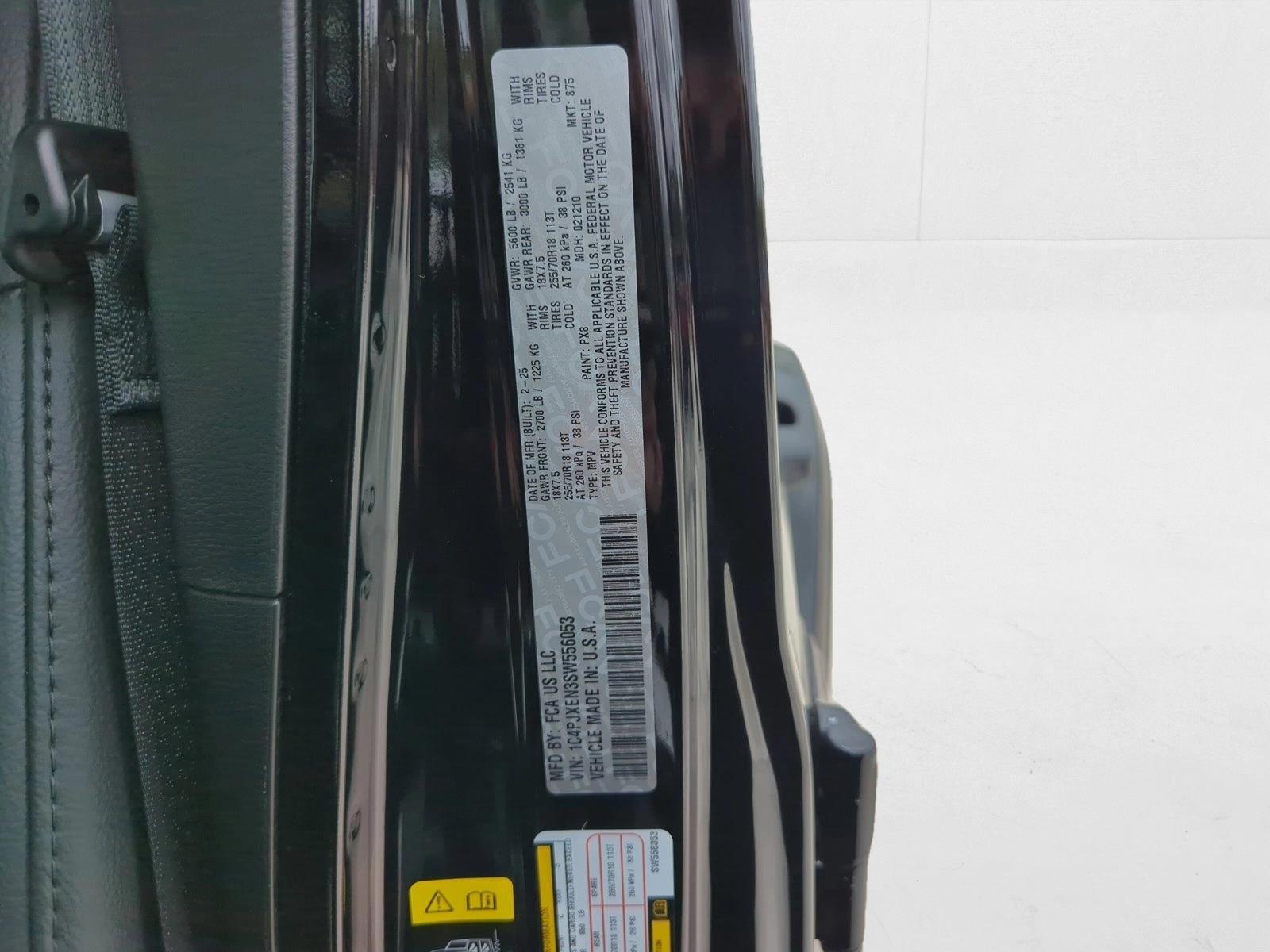 2025 Jeep Wrangler 4-Door Sahara - Photo 19