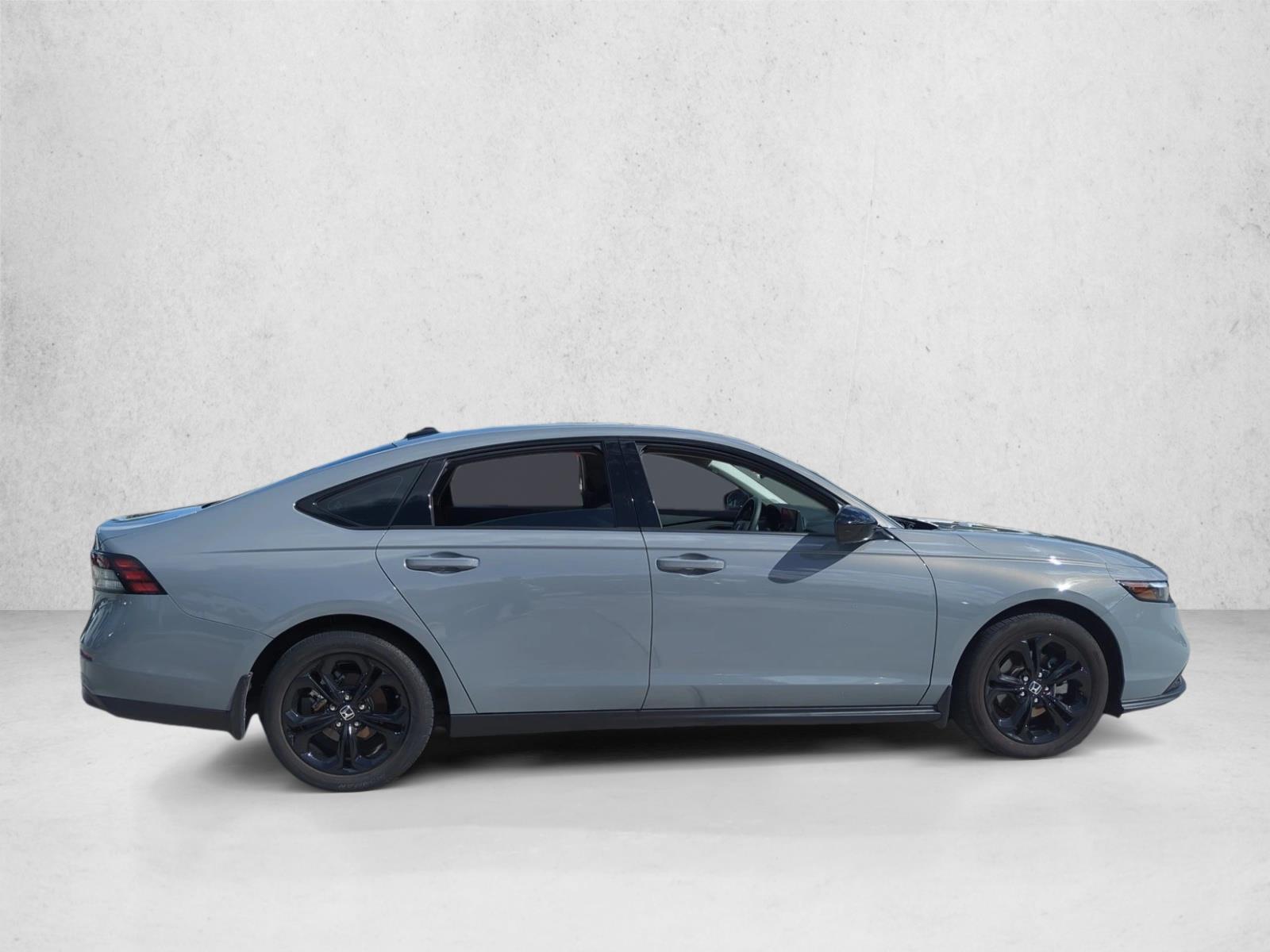 2025 Honda Accord SE photo 4