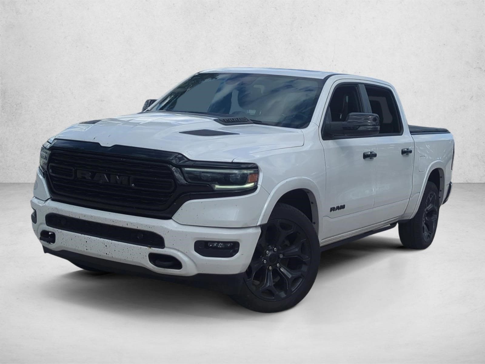 2024 RAM Ram 1500 Pickup Limited's photo