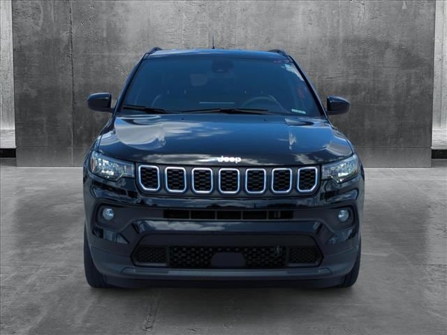 Used 2024 Jeep Compass Latitude with VIN 3C4NJDBN9RT101122 for sale in Pembroke Pines, FL