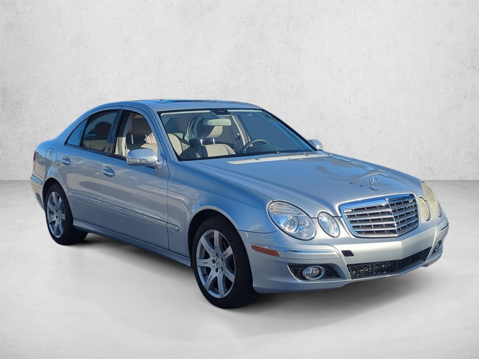 2007 Mercedes Benz E 350 Sedan photo 3