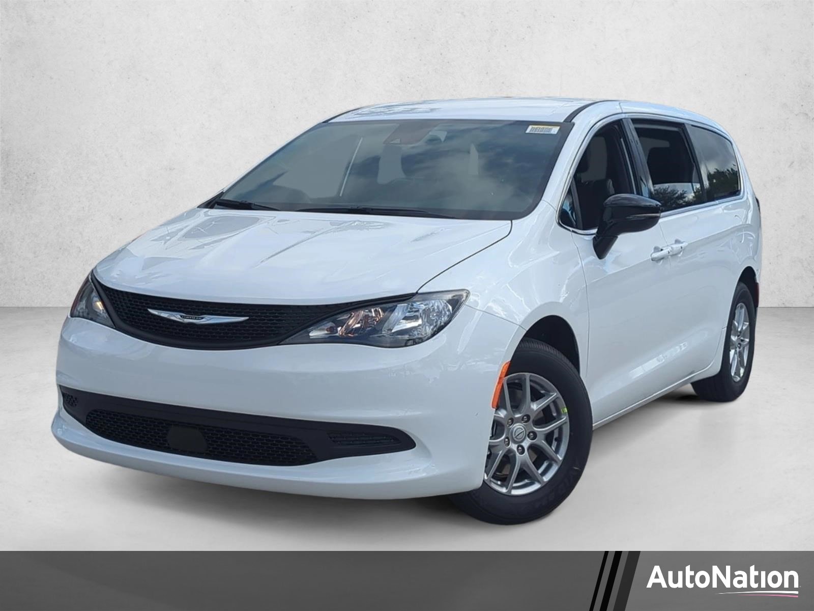 2026 Chrysler Voyager LX's photo