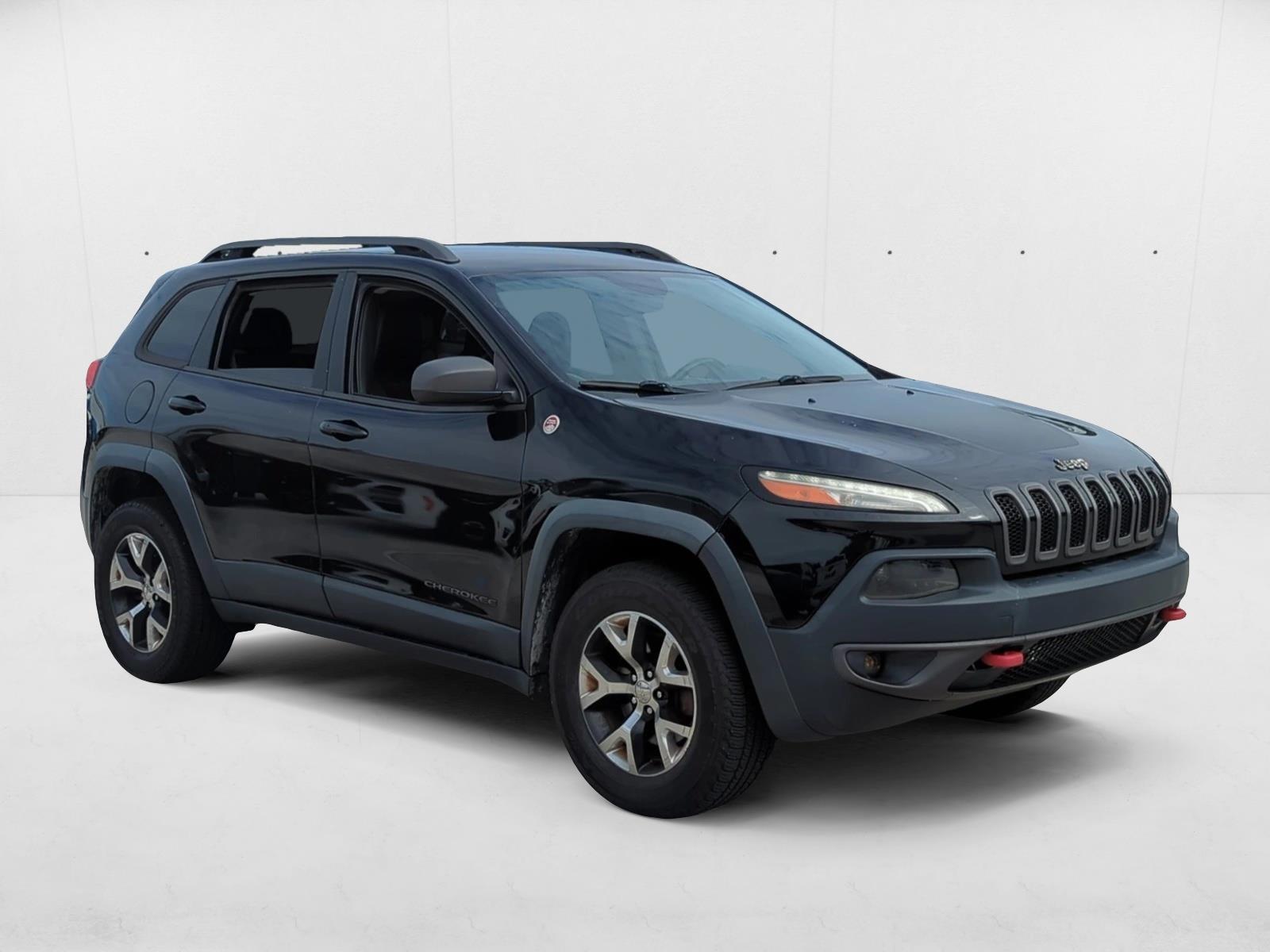 2015 Jeep Cherokee Trailhawk Sport photo 3