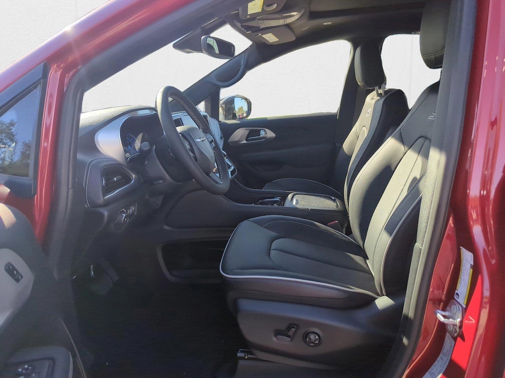 New 2025 Chrysler Pacifica Hybrid Hybrid Premium S Appearance Pkg Van Passenger Van