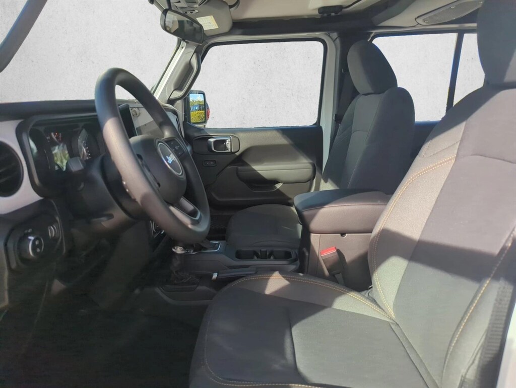 New 2026 Jeep Gladiator Sport Truck Crew Cab