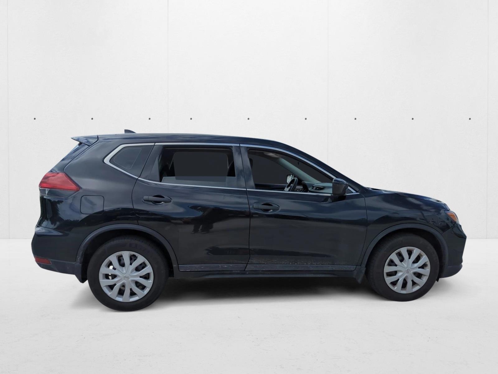 2020 Nissan Rogue S photo 4