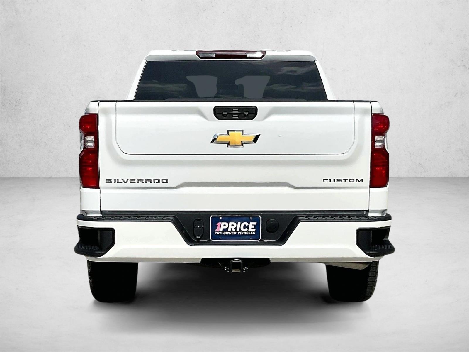 Used 2026 Chevrolet Silverado 1500 Custom Crew Cab Pickup