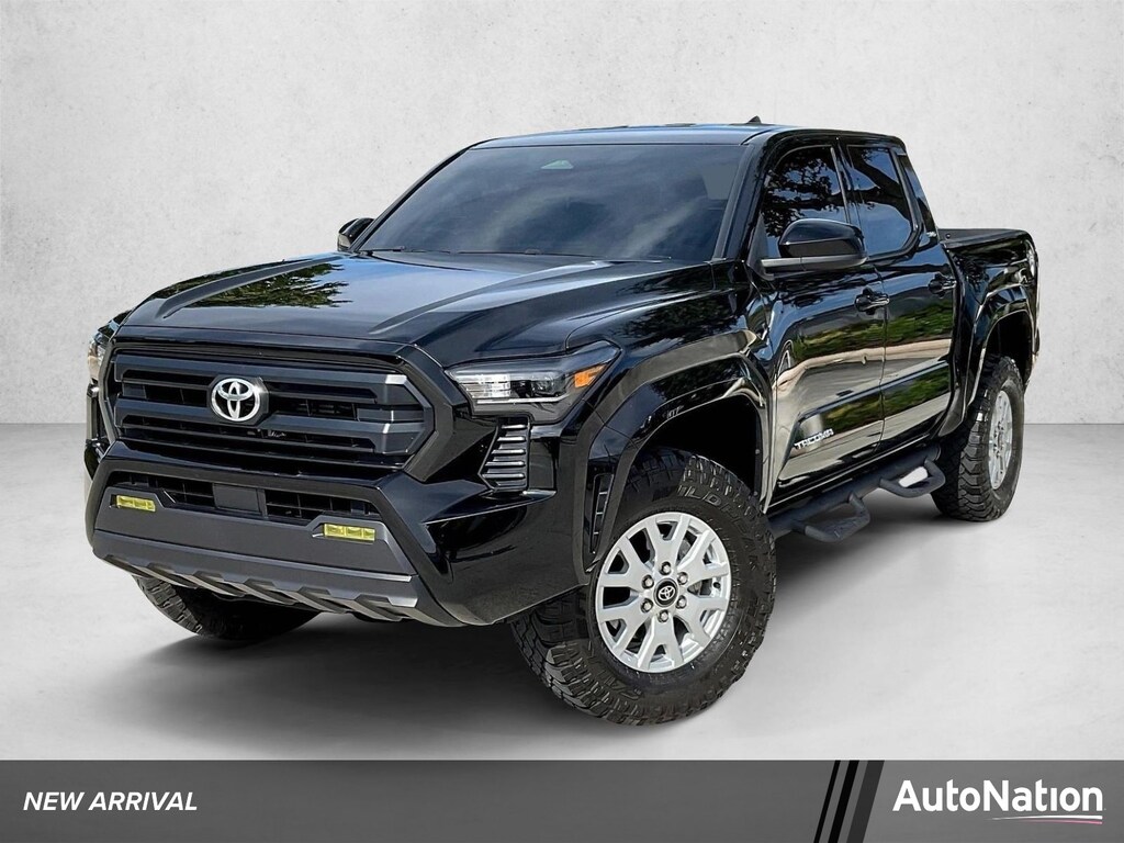 Used 2026 Toyota Tacoma 2WD SR5 Crew Cab Pickup