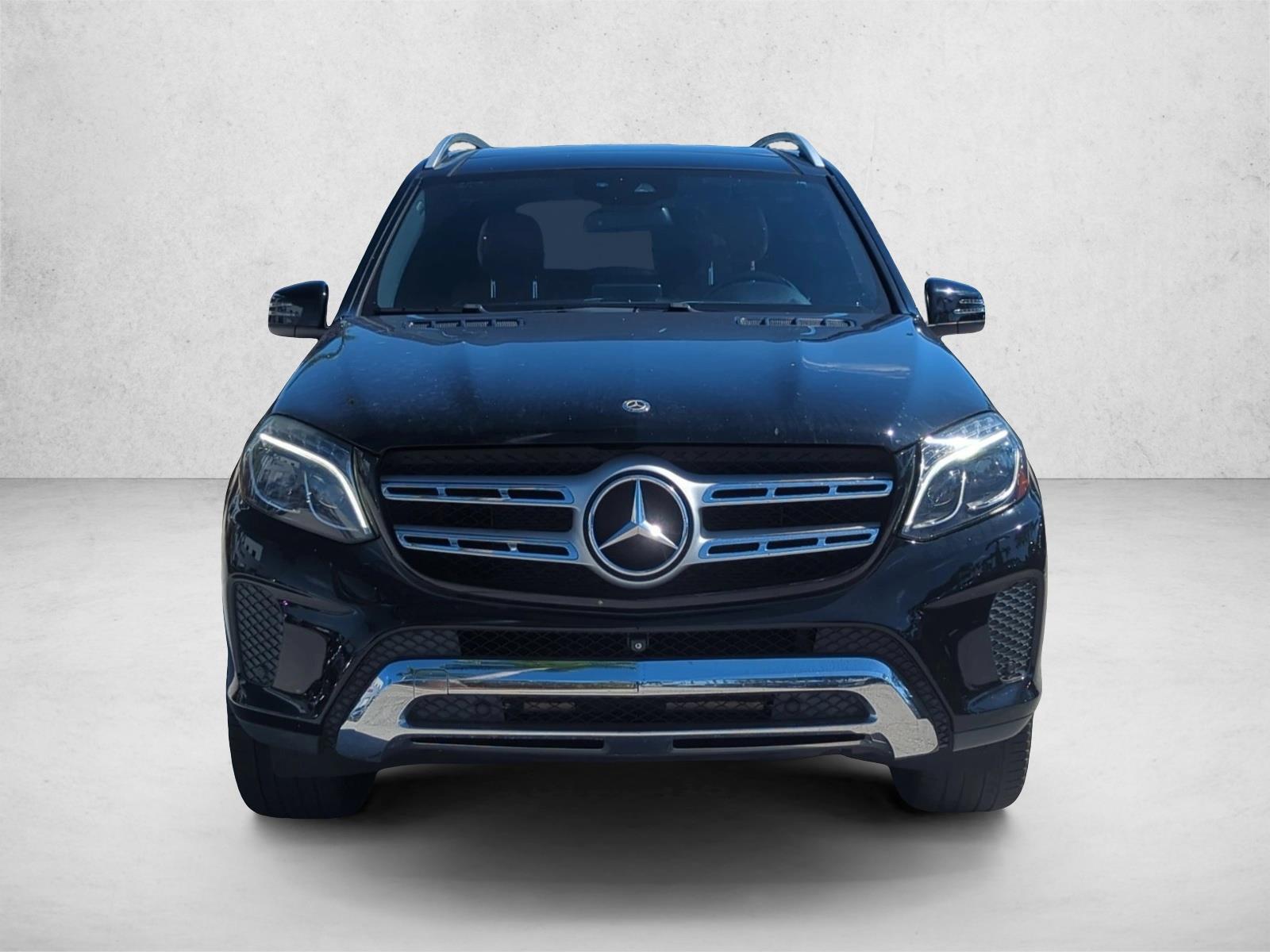 2018 Mercedes Benz GLS 450 4MATIC photo 2