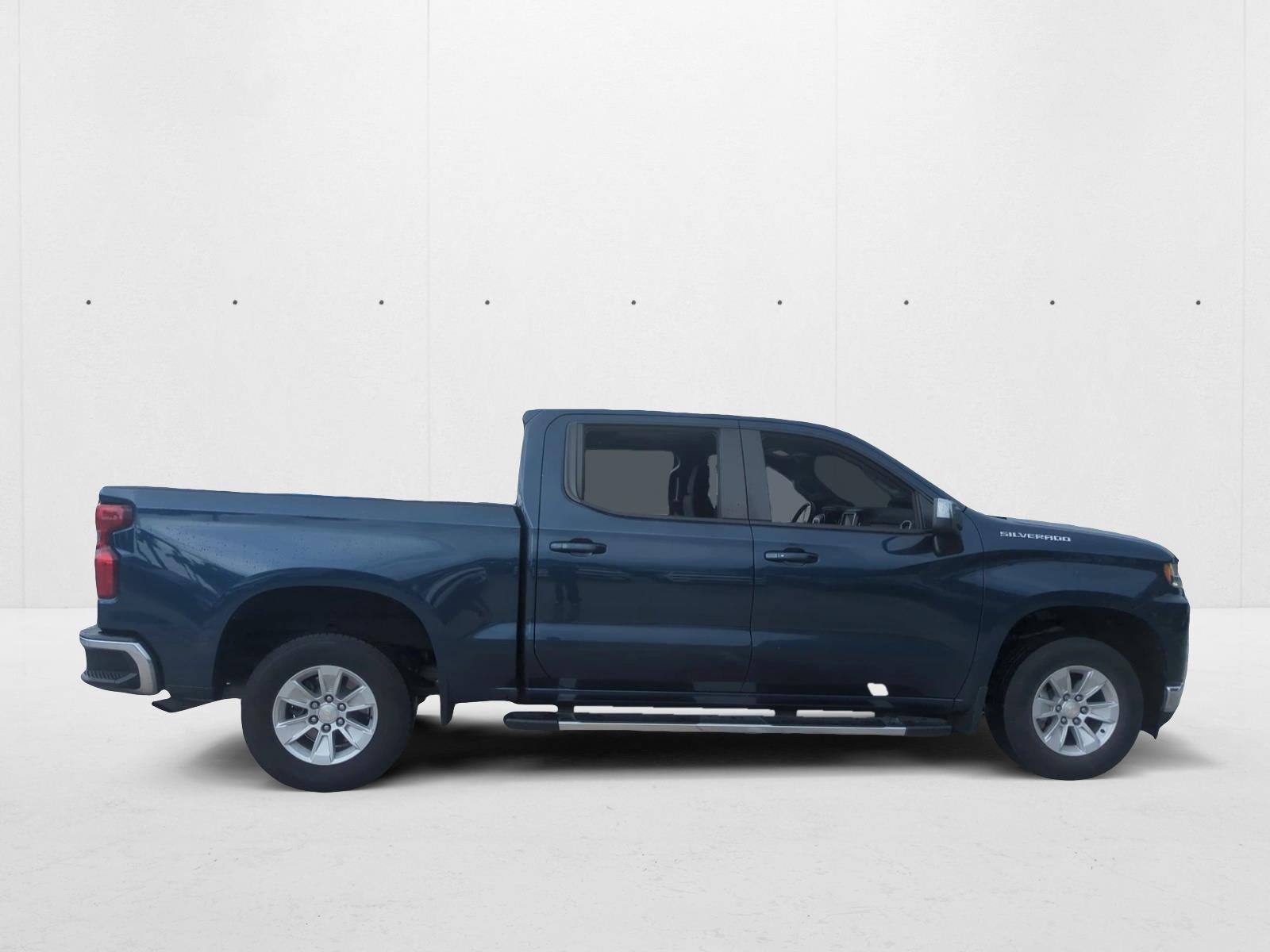 2021 Chevrolet Silverado 1500 LT photo 4