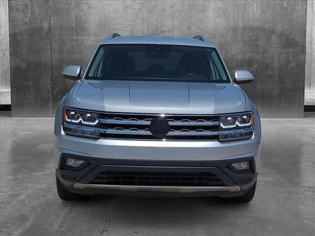 Used 2018 Volkswagen Atlas SE w/Tech with VIN 1V2DR2CA0JC501332 for sale in Pembroke Pines, FL