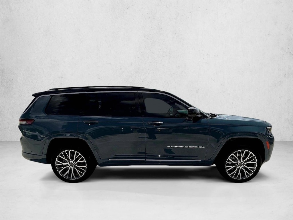 New 2026 Jeep Grand Cherokee Summit SUV