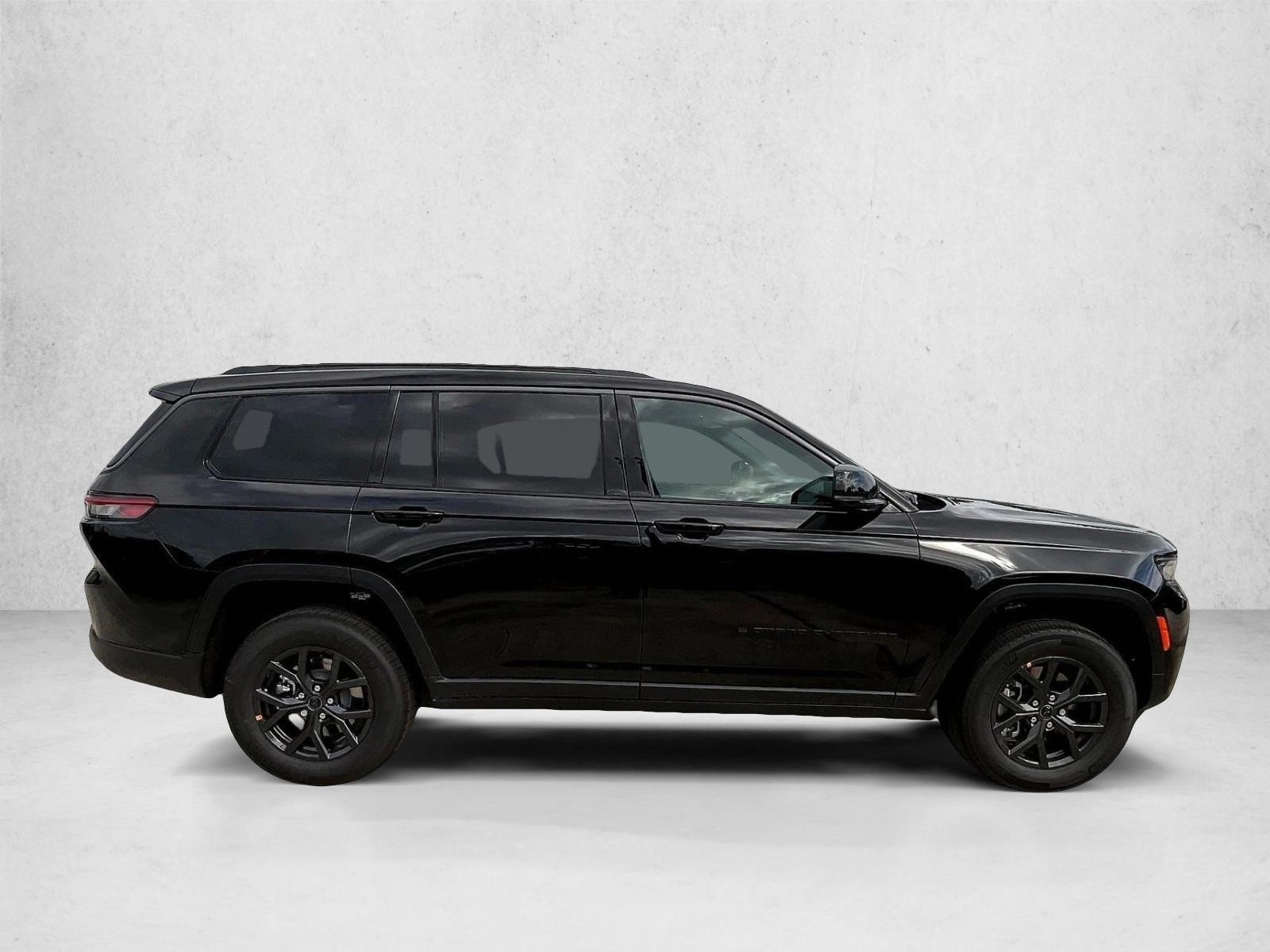 New 2027 Jeep Grand Cherokee L 3 Row Laredo Altitude SUV