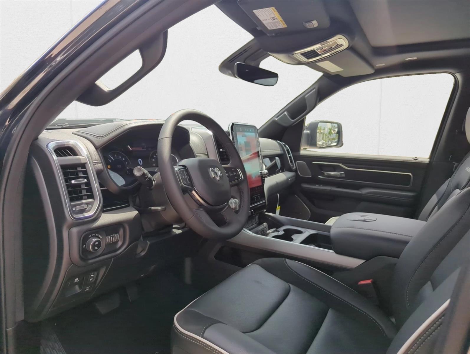 2026 Ram 1500 Laramie photo 3