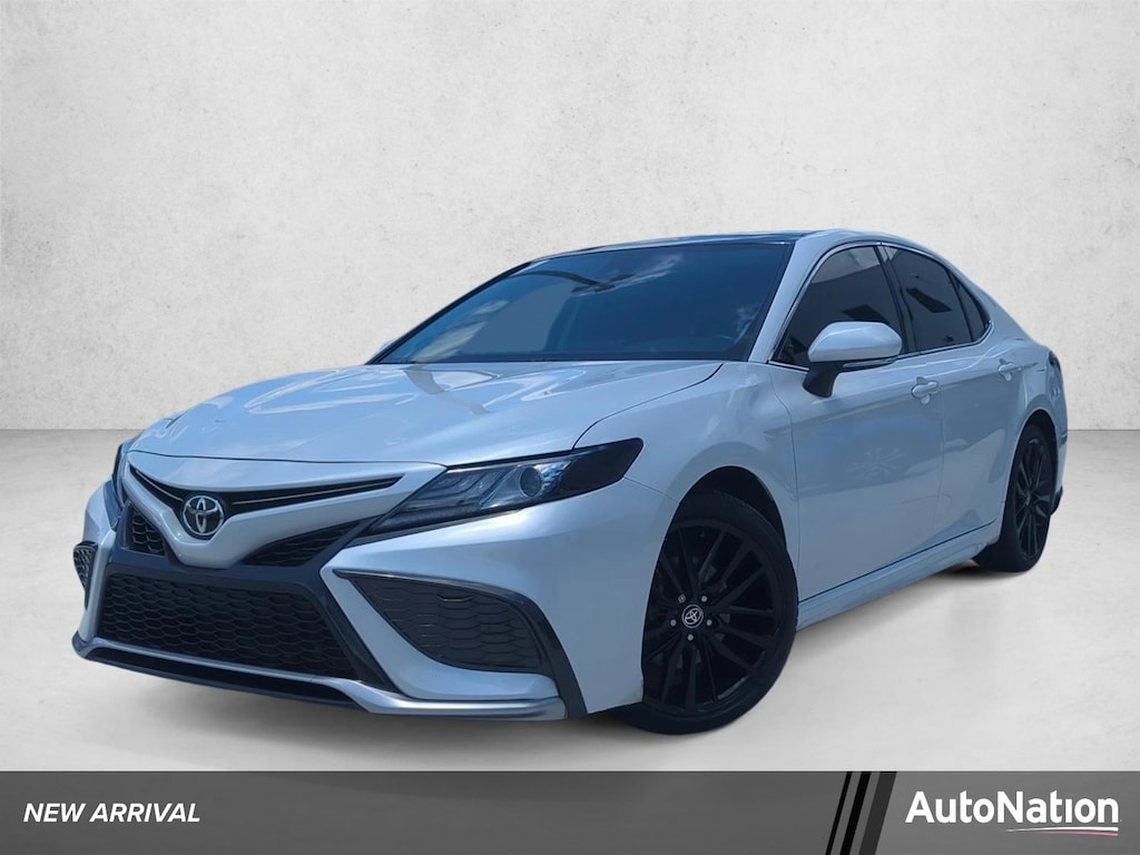 Used 2021 Toyota Camry XSE 4dr Car