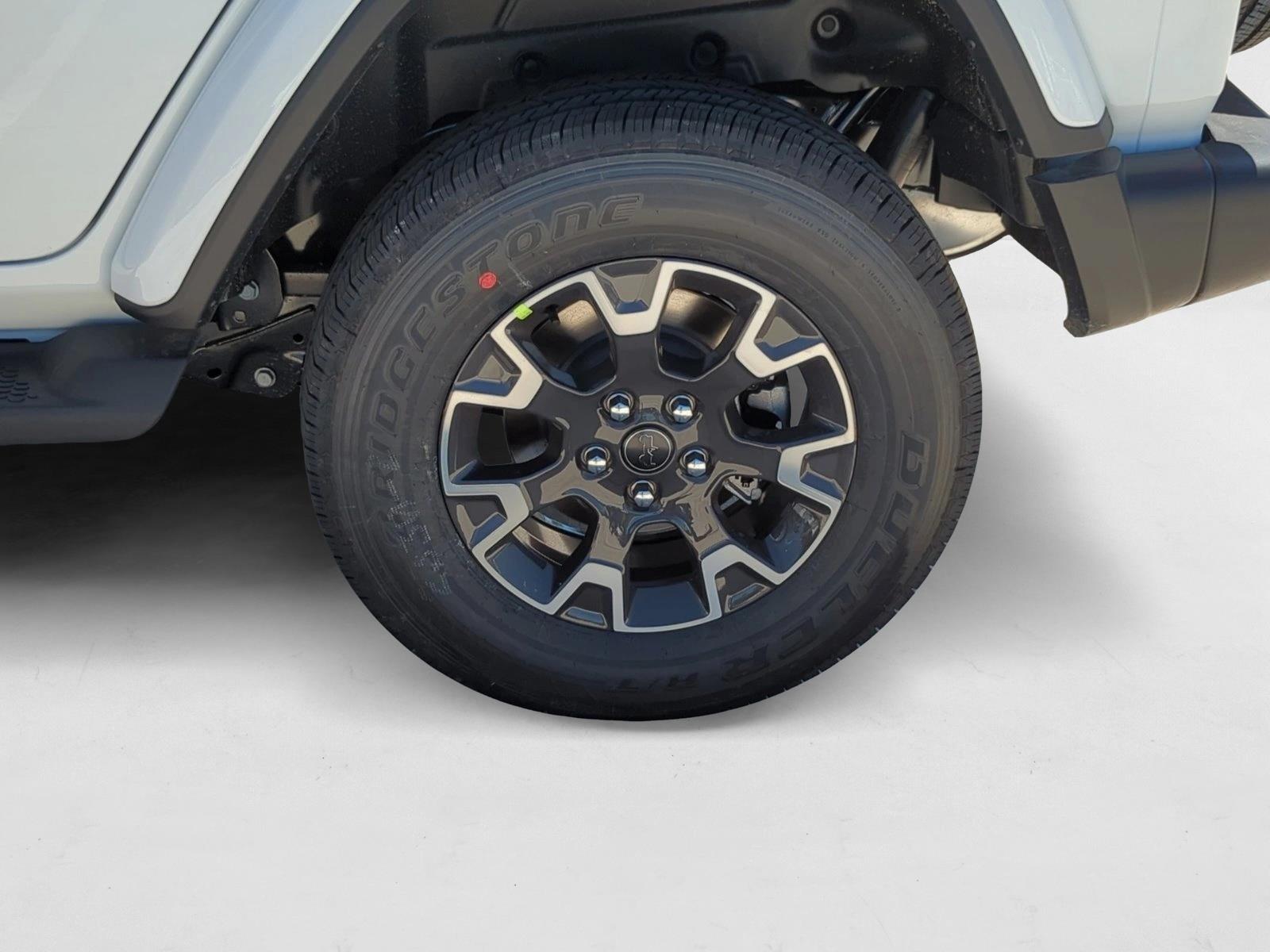 2025 Jeep Wrangler 4-Door Sahara - Photo 10