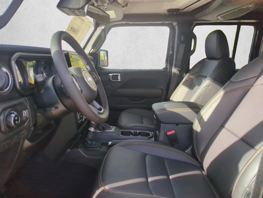 New 2025 Jeep Gladiator Sport S Truck Crew Cab