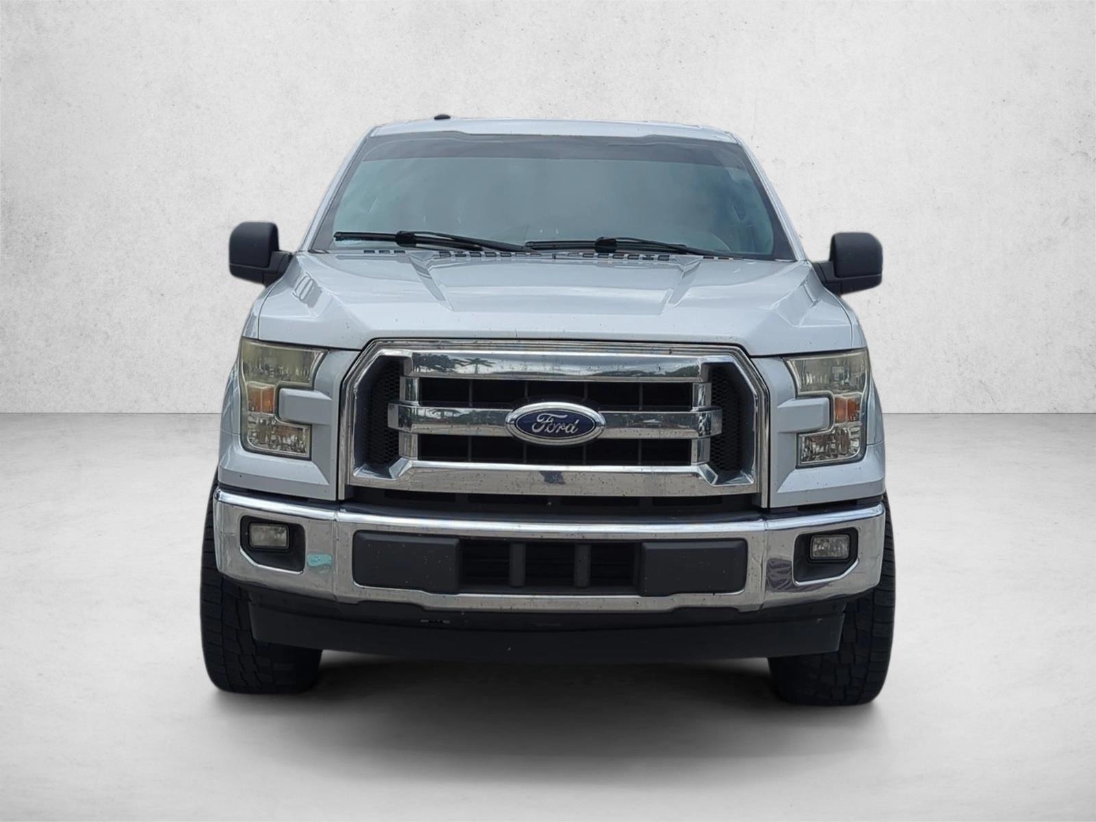 2017 Ford F-150 XLT photo 2