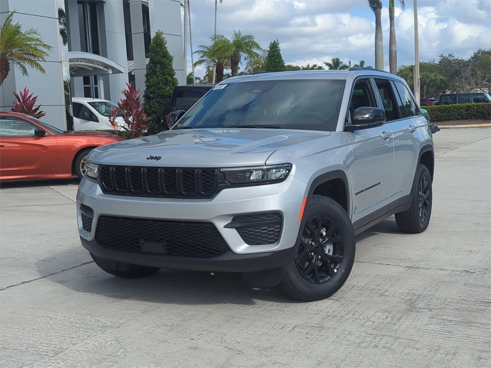 2025 Jeep Grand Cherokee Altitude's photo