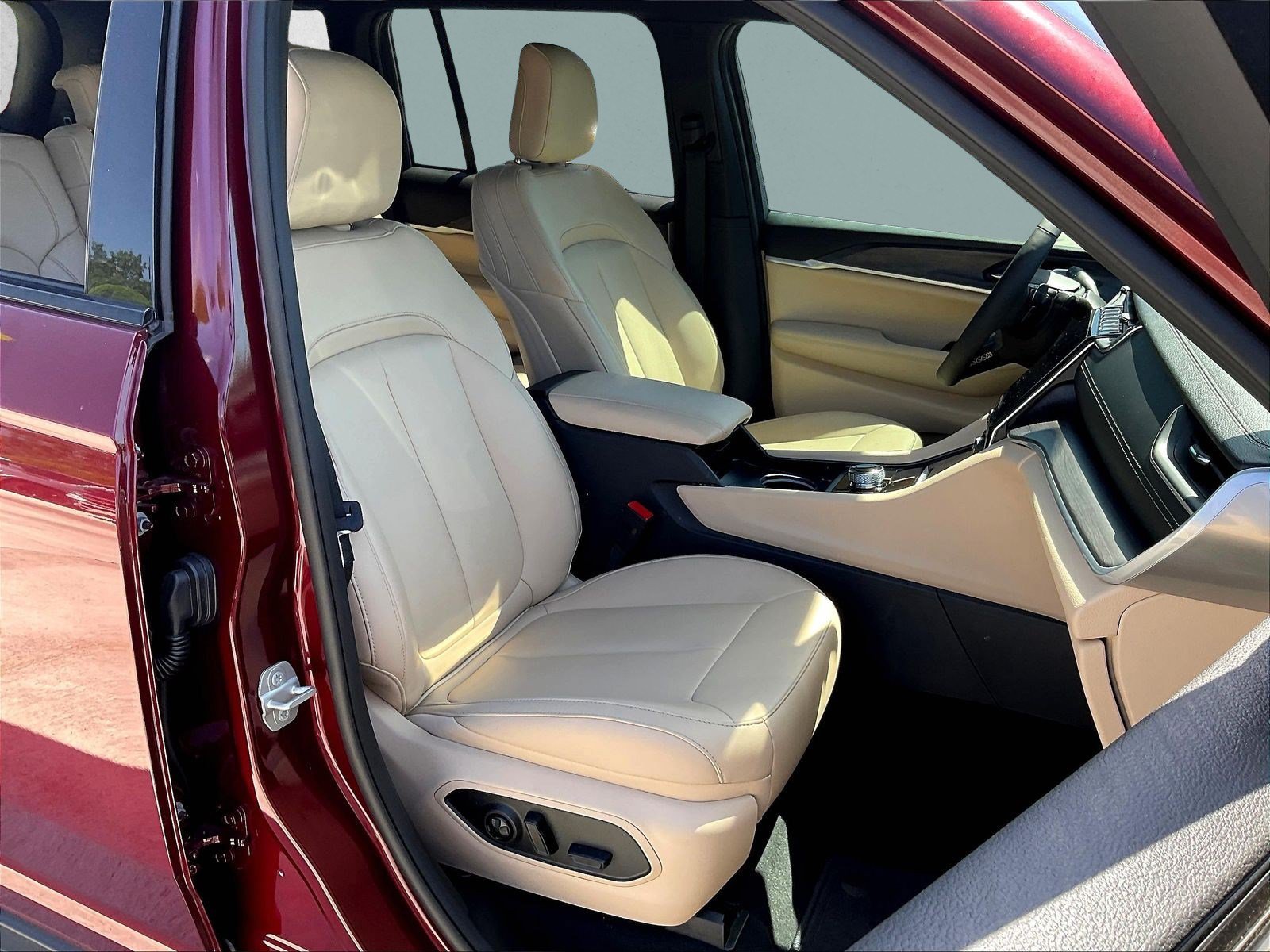 2025 Jeep Grand Cherokee Limited - Photo 29
