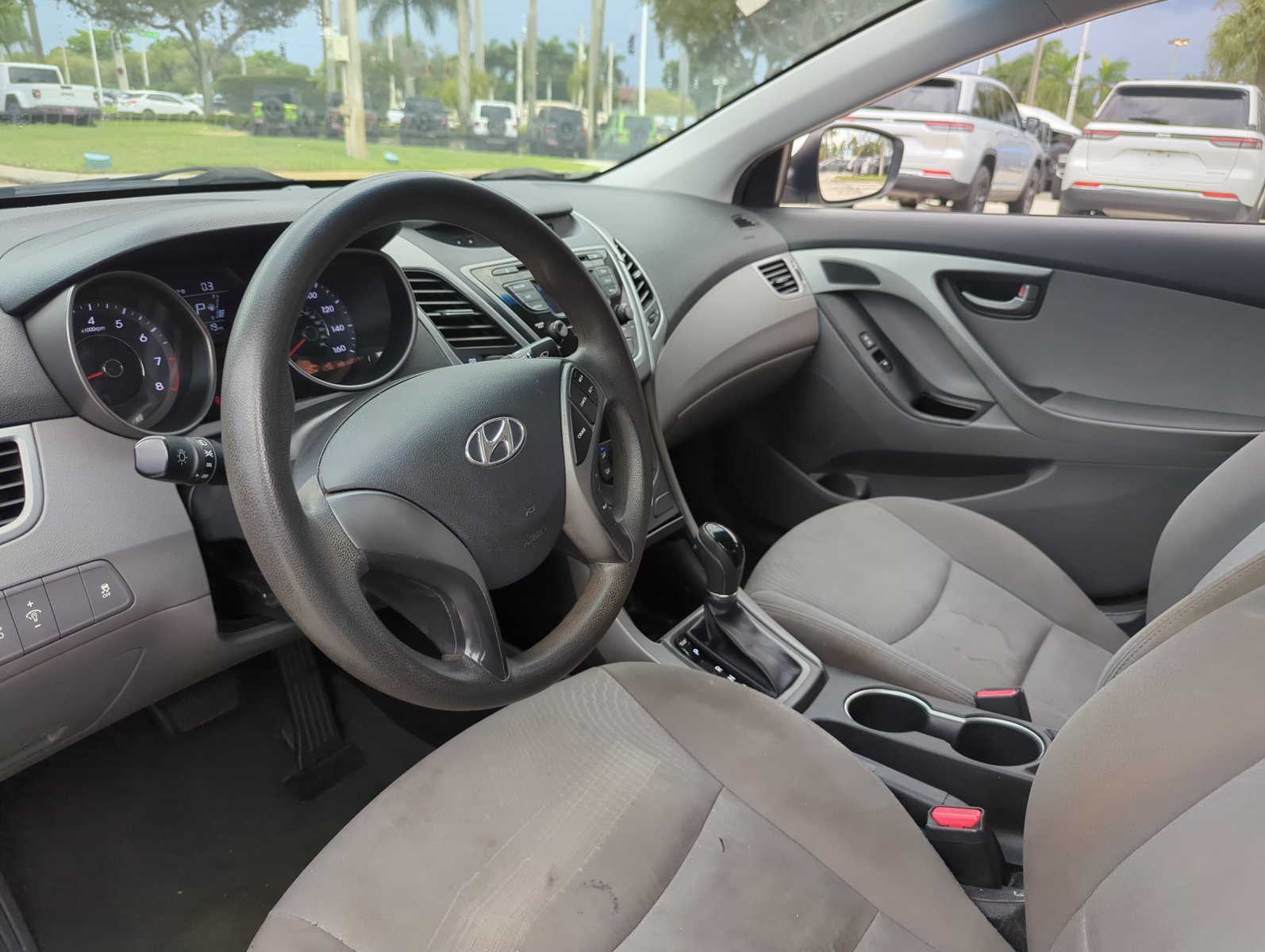 2016 Hyundai Elantra SE photo 3