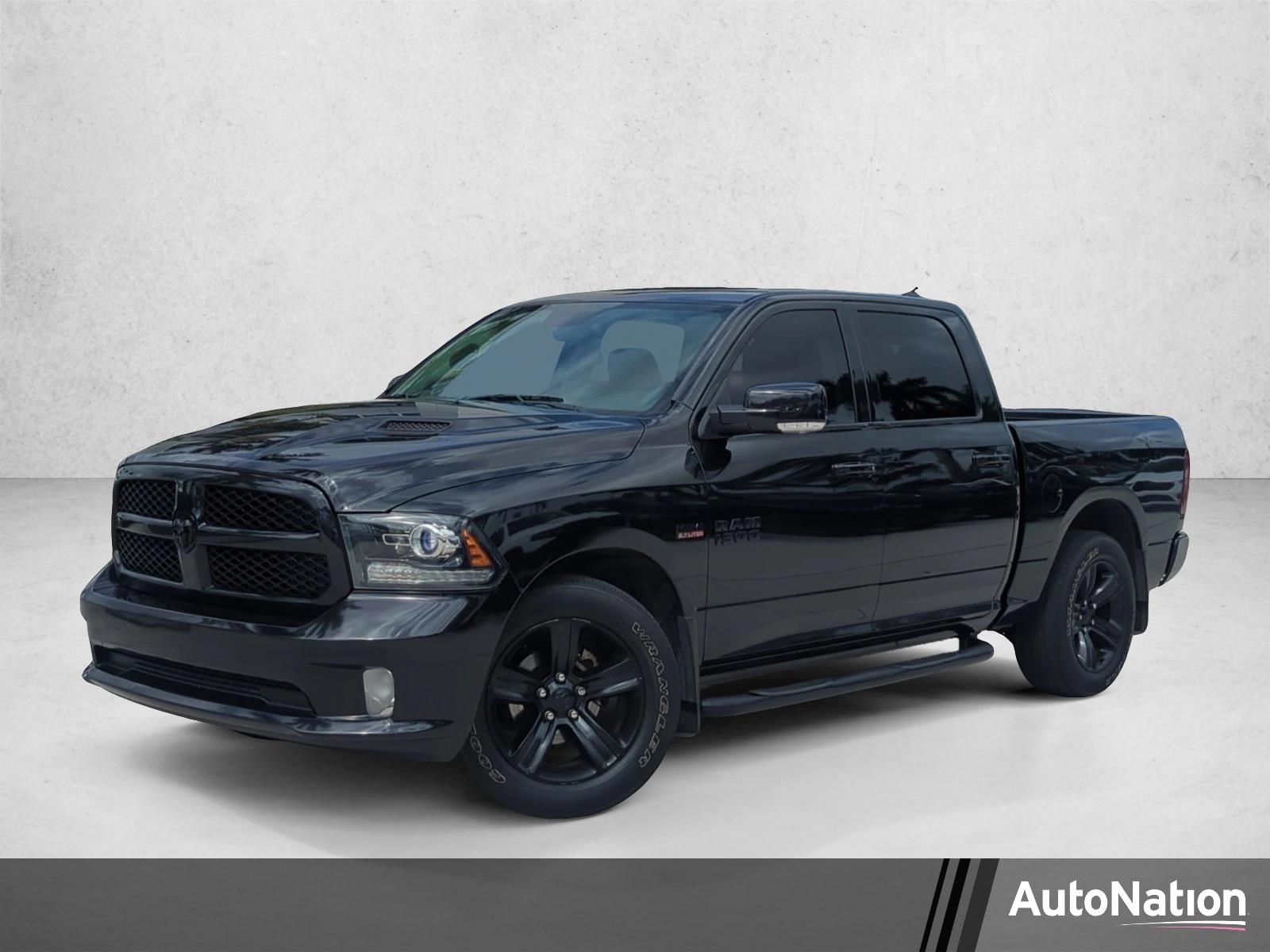 2018 RAM 1500 Sport Crew Cab 5'7's photo