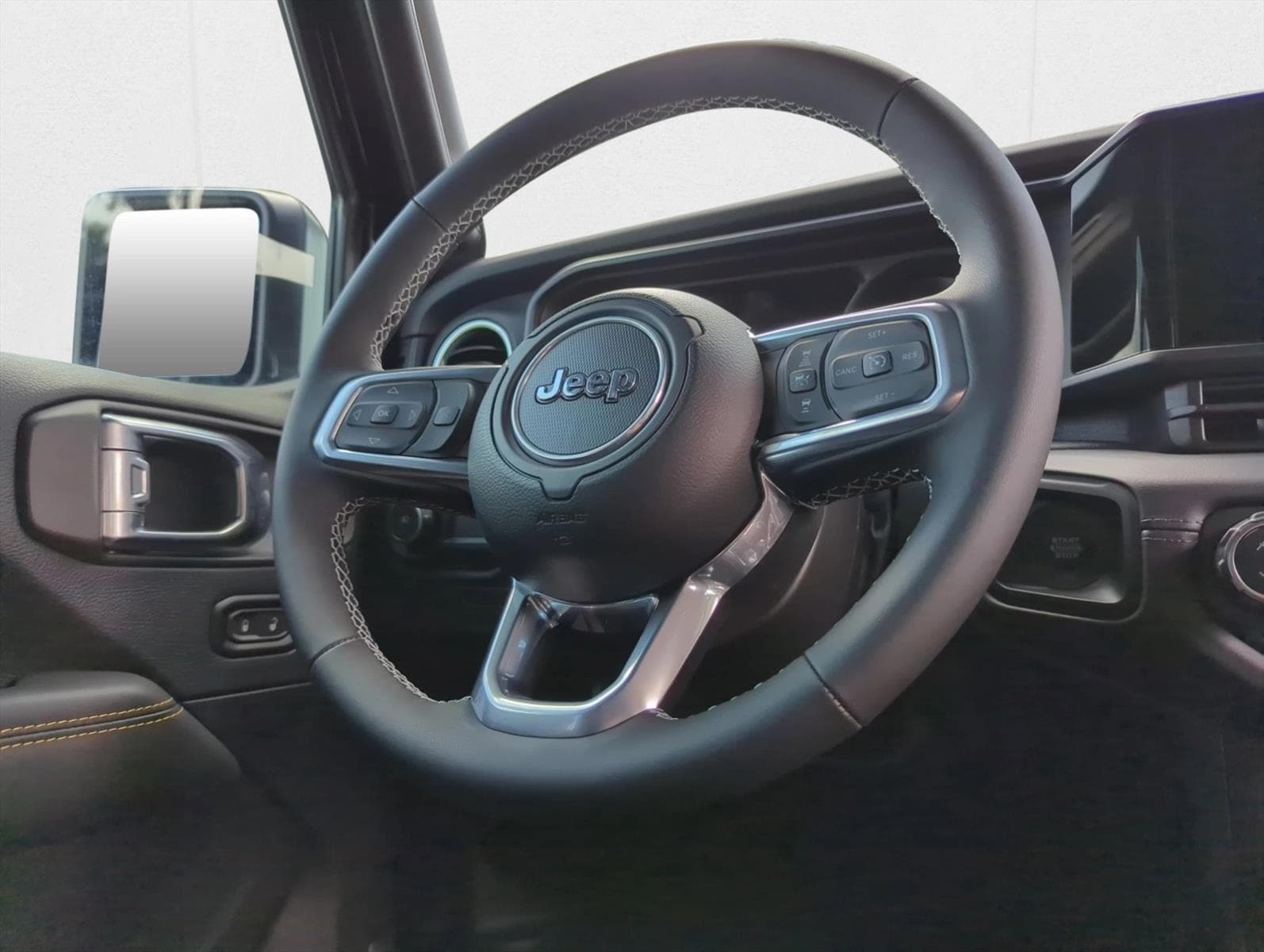 2025 Jeep Wrangler 4-Door Sahara - Photo 21