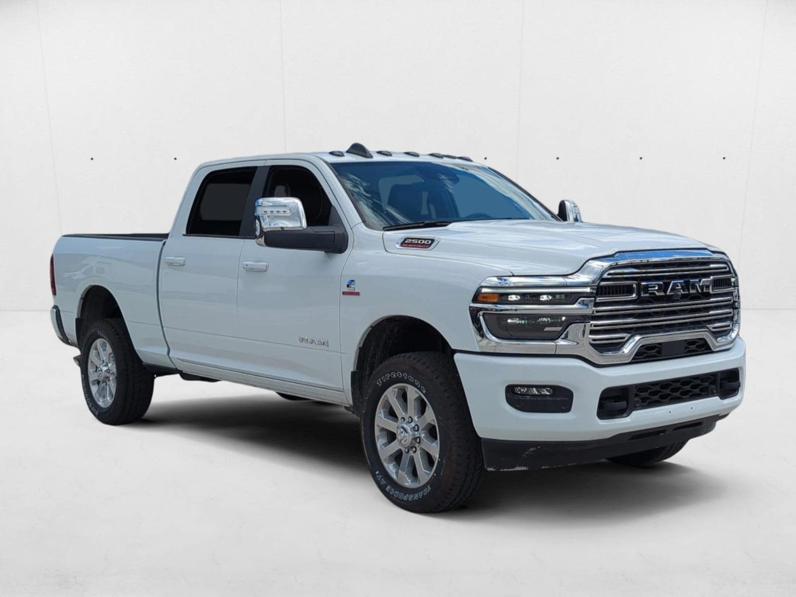 2026 RAM 2500 Laramie - Photo 7