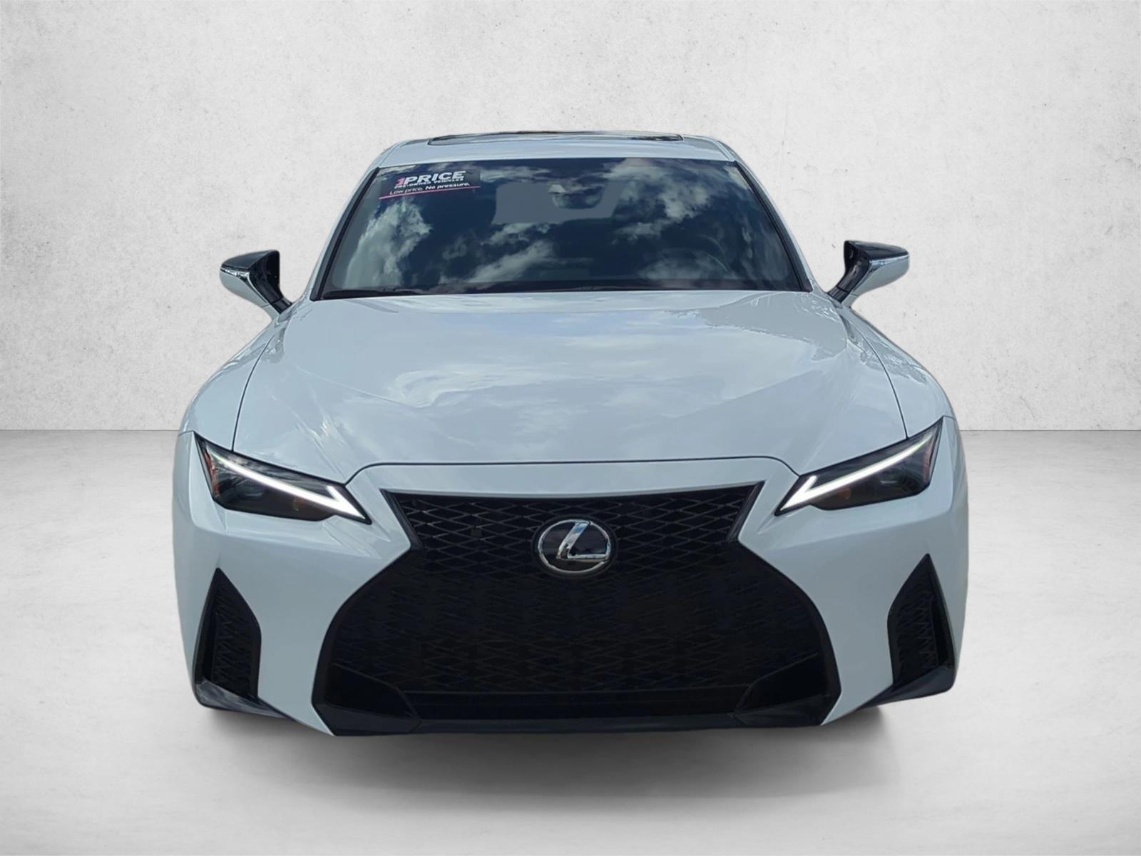 2024 Lexus IS 350 F SPORT photo 2