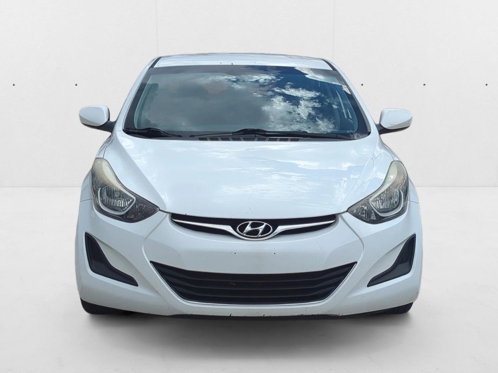 2016 Hyundai Elantra SE photo 2