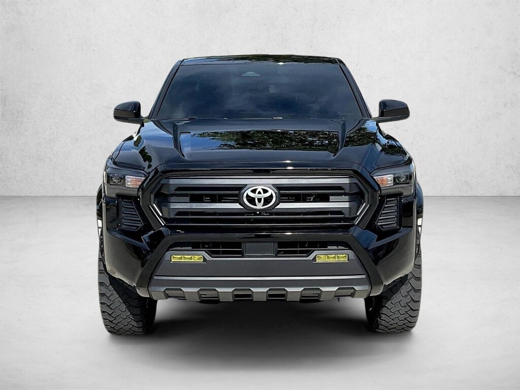 Used 2026 Toyota Tacoma 2WD SR5 Crew Cab Pickup