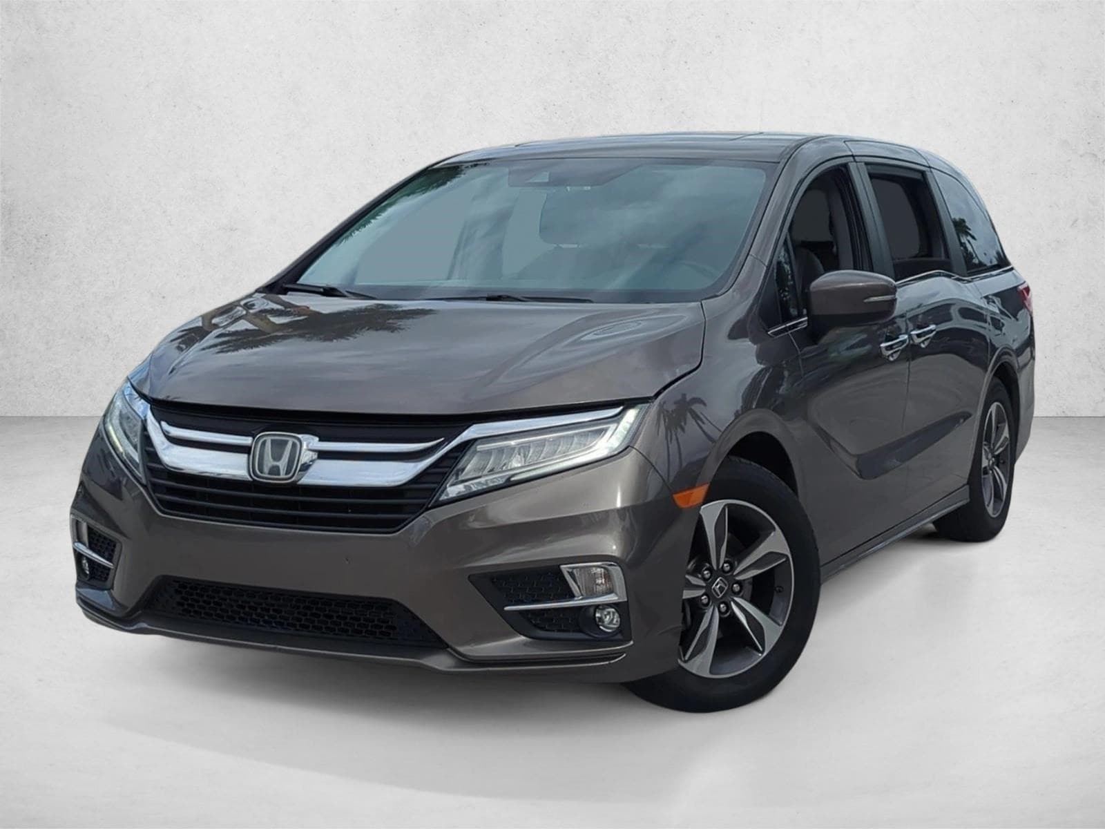 2019 Honda Odyssey Touring's photo