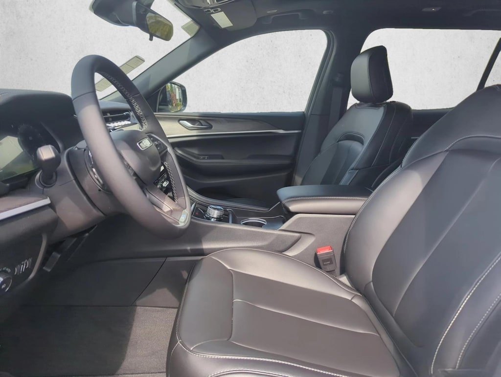 New 2025 Jeep Grand Cherokee Limited SUV