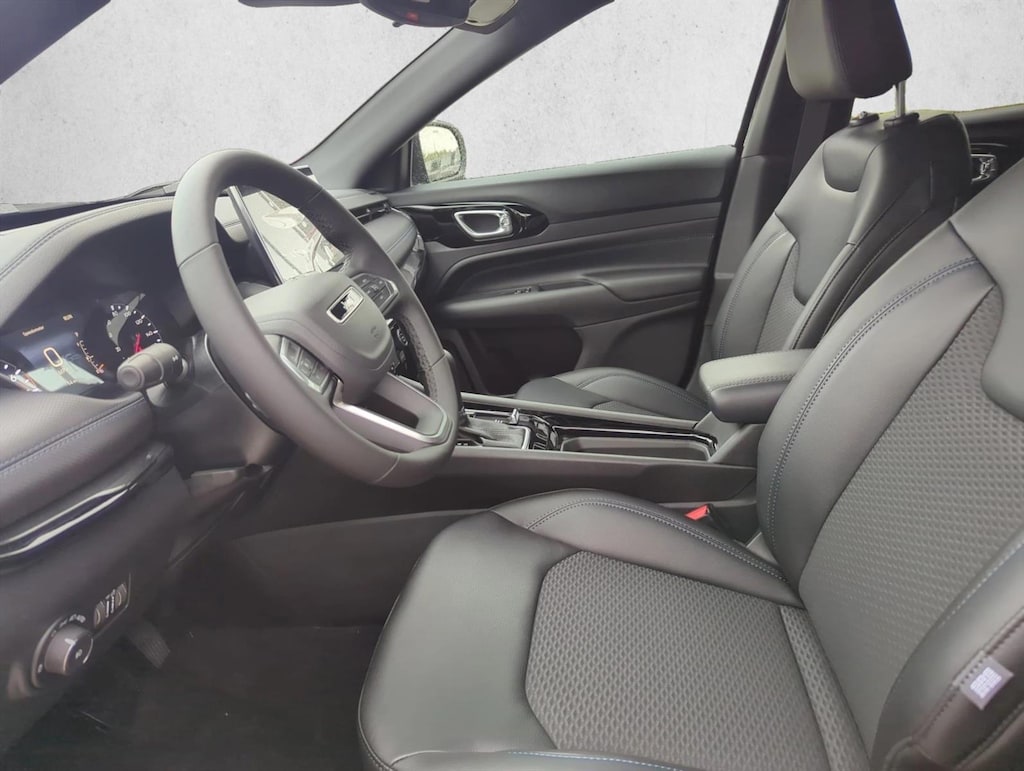 New 2026 Jeep Compass Latitude Altitude SUV