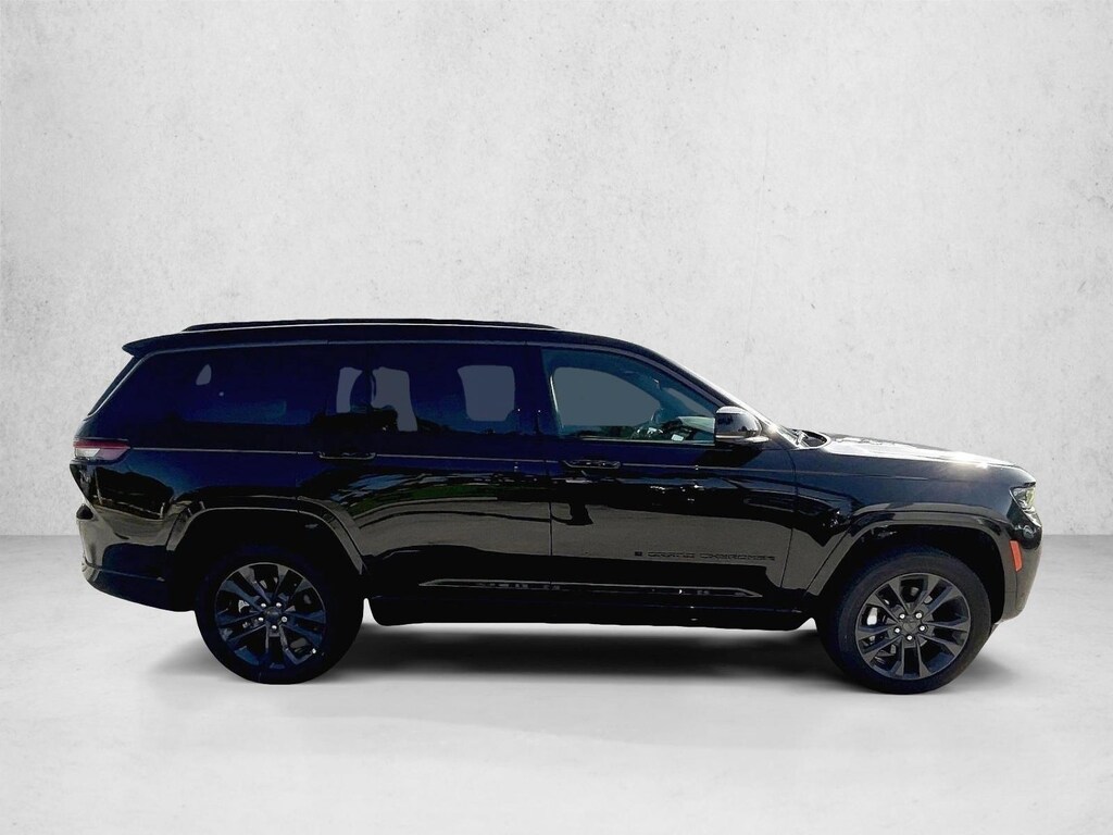 New 2026 Jeep Grand Cherokee L Limited Reserve SUV