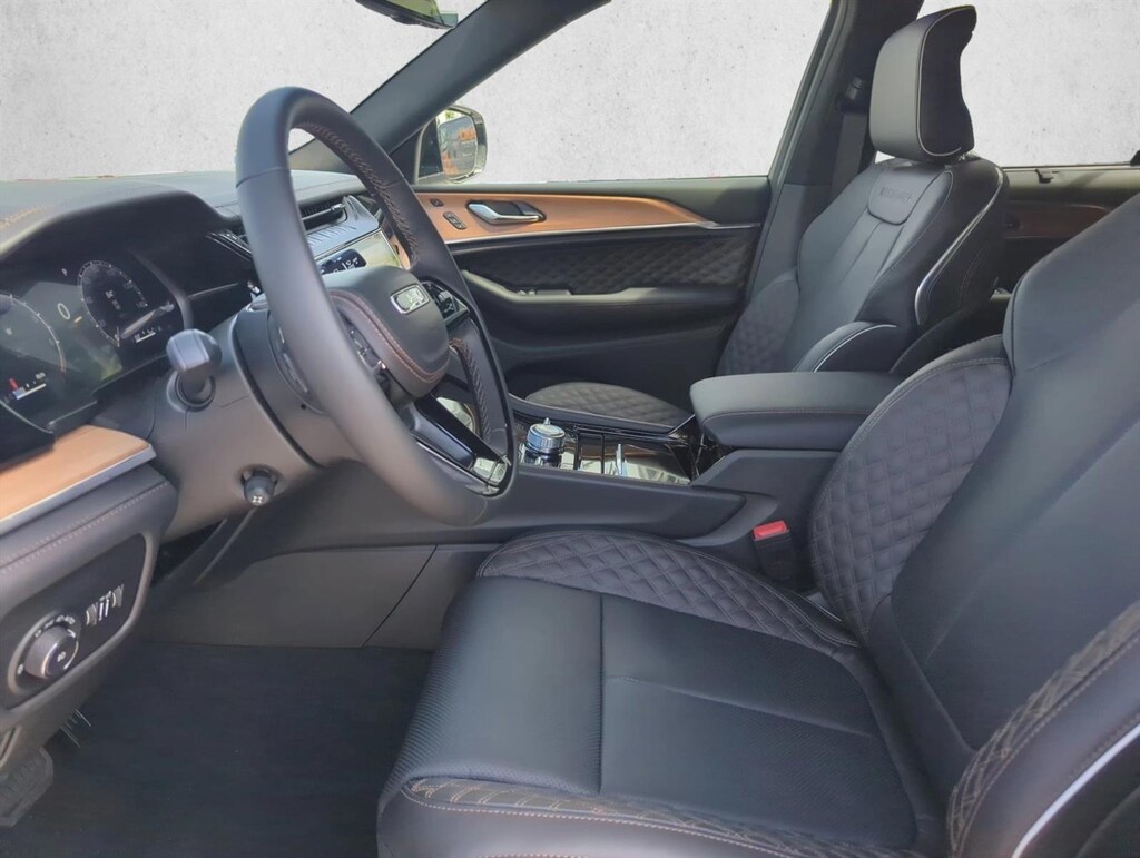 New 2026 Jeep Grand Cherokee Summit SUV