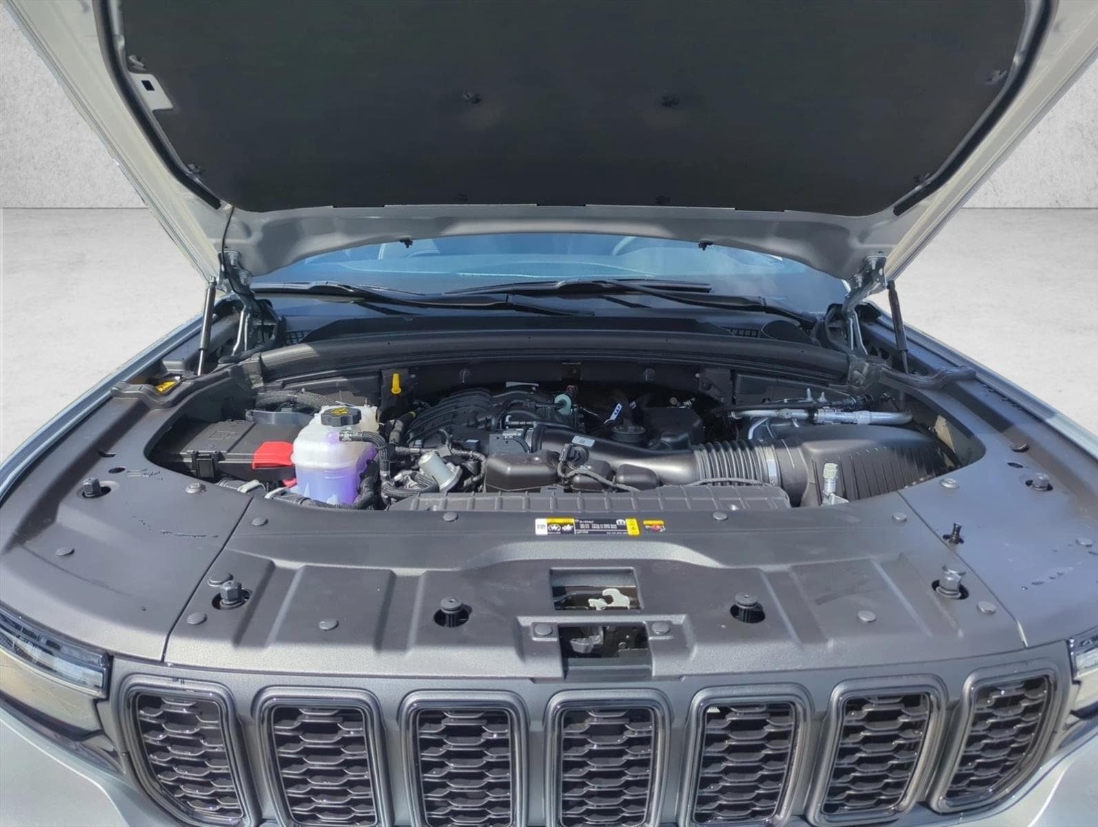 2025 Jeep Grand Cherokee L Altitude - Photo 19