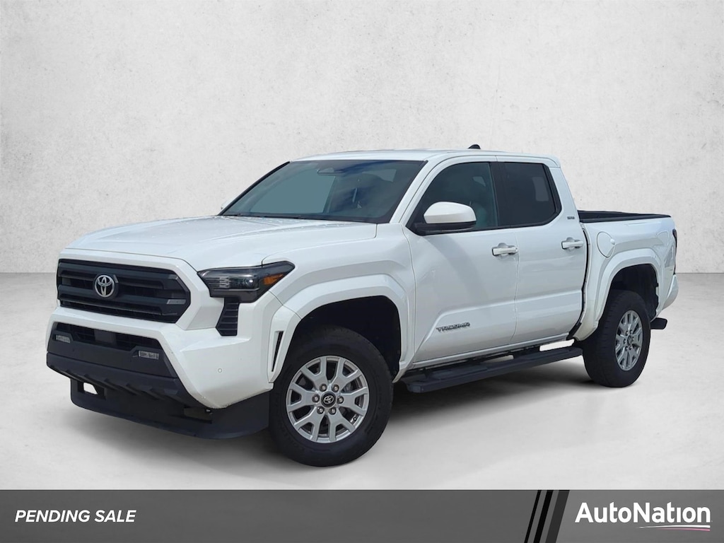 Used 2024 Toyota Tacoma SR5 Crew Cab Pickup