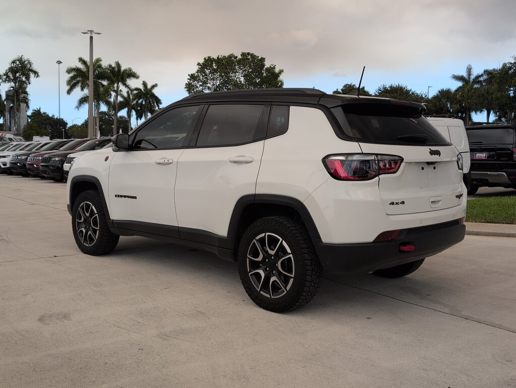 Used 2024 Jeep Compass Trailhawk Sport Utility