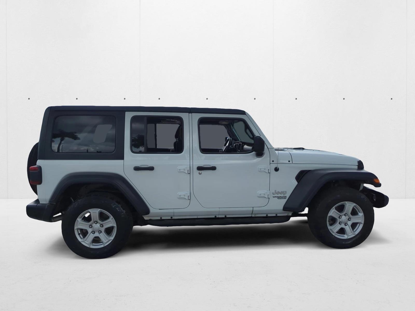 2018 Jeep Wrangler Unlimited Sport S photo 4