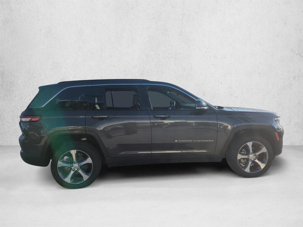 New 2025 Jeep Grand Cherokee Limited SUV