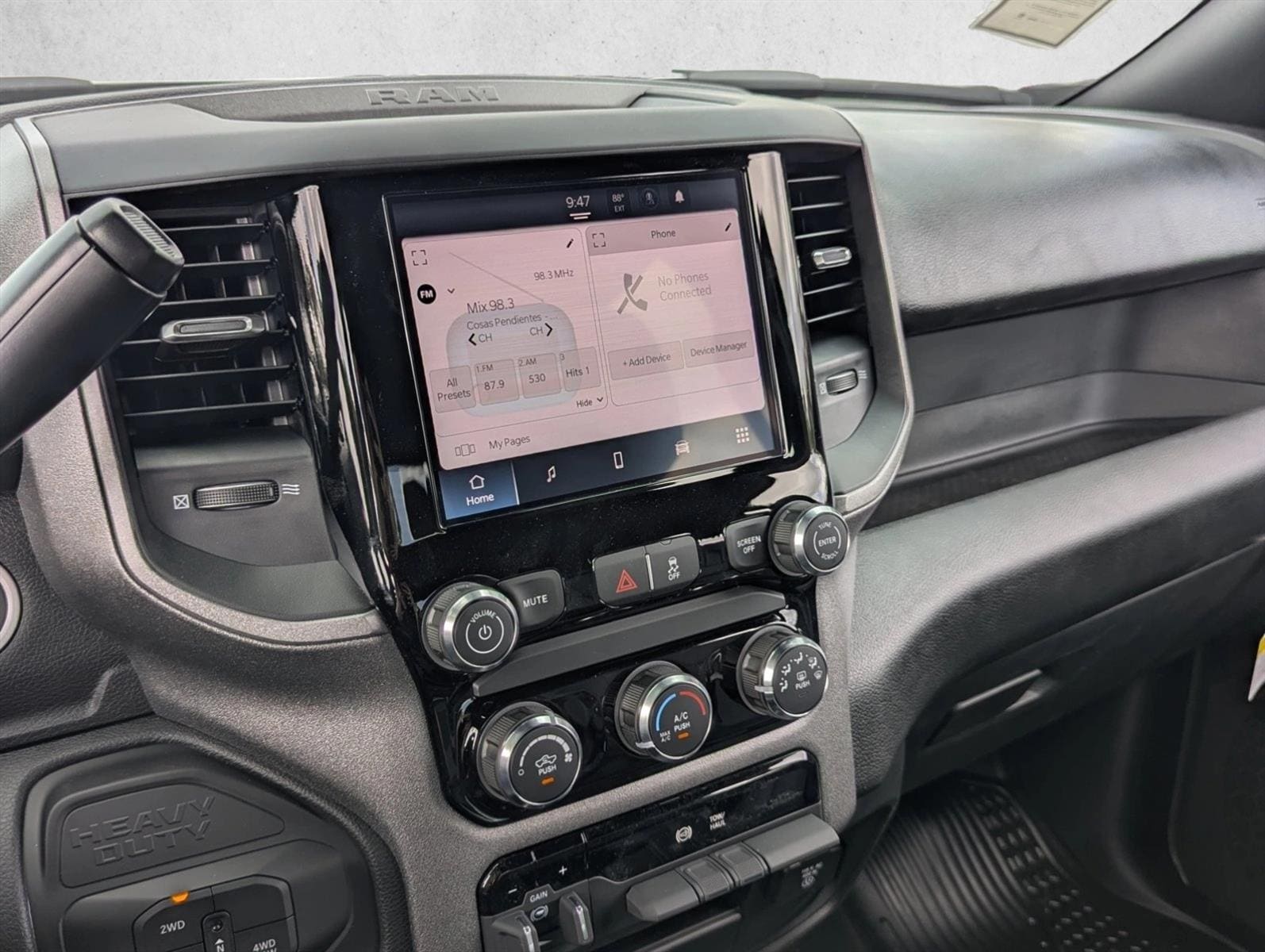 2025 RAM 1500 Tradesman - Photo 13