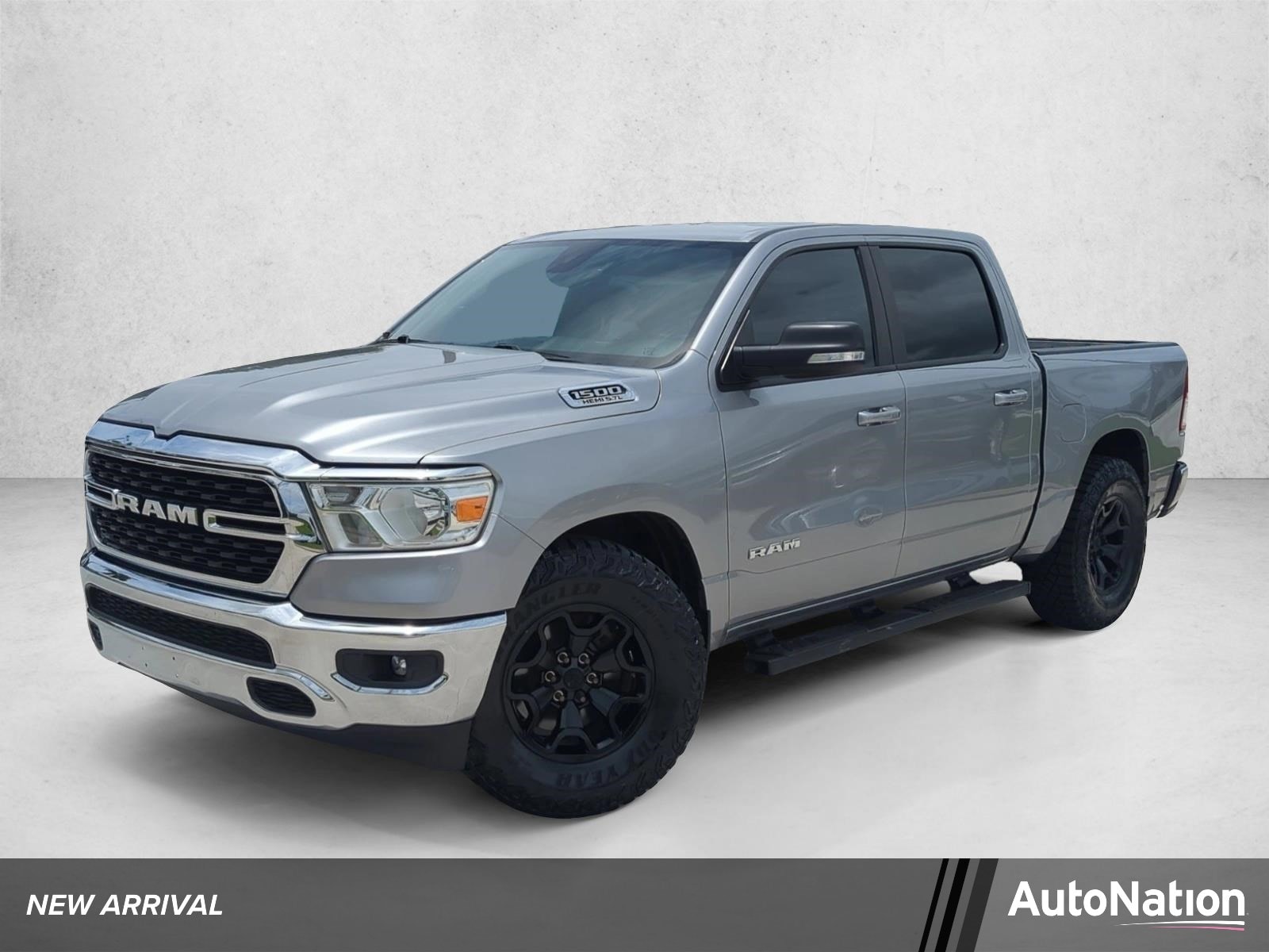 2022 RAM 1500 Big Horn/Lone Star Crew Cab 5'7's photo
