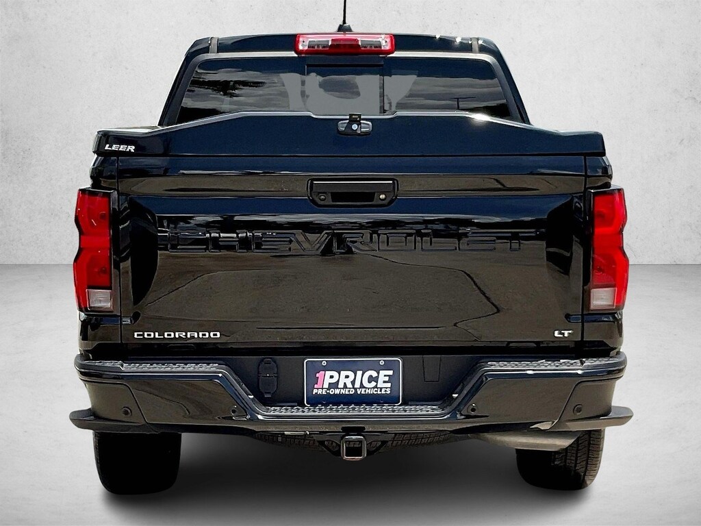 Used 2024 Chevrolet Colorado 2WD LT Crew Cab Pickup