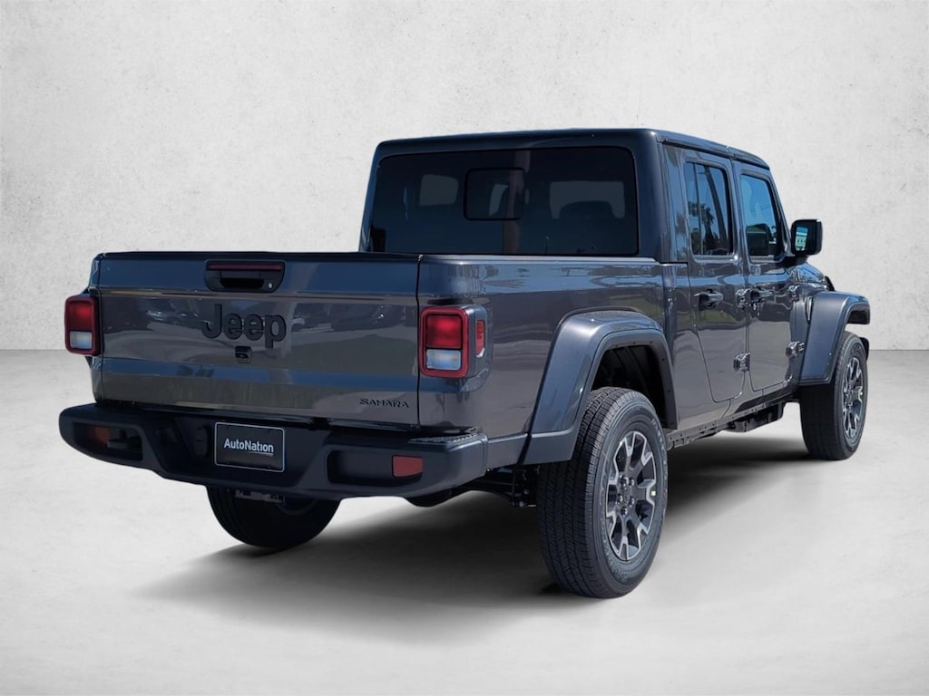 New 2026 Jeep Gladiator Sahara Truck Crew Cab
