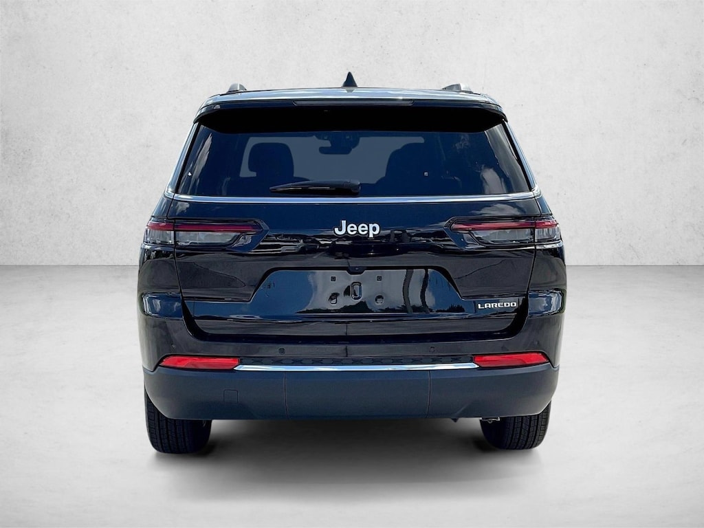 New 2026 Jeep Grand Cherokee Laredo X SUV