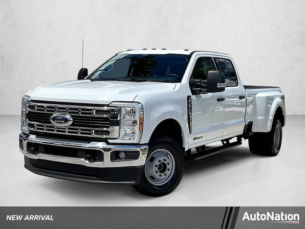Used 2026 Ford Super Duty F-350 DRW XLT Crew Cab Pickup
