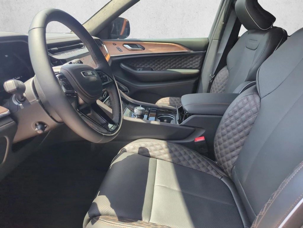 New 2026 Jeep Grand Cherokee Summit SUV