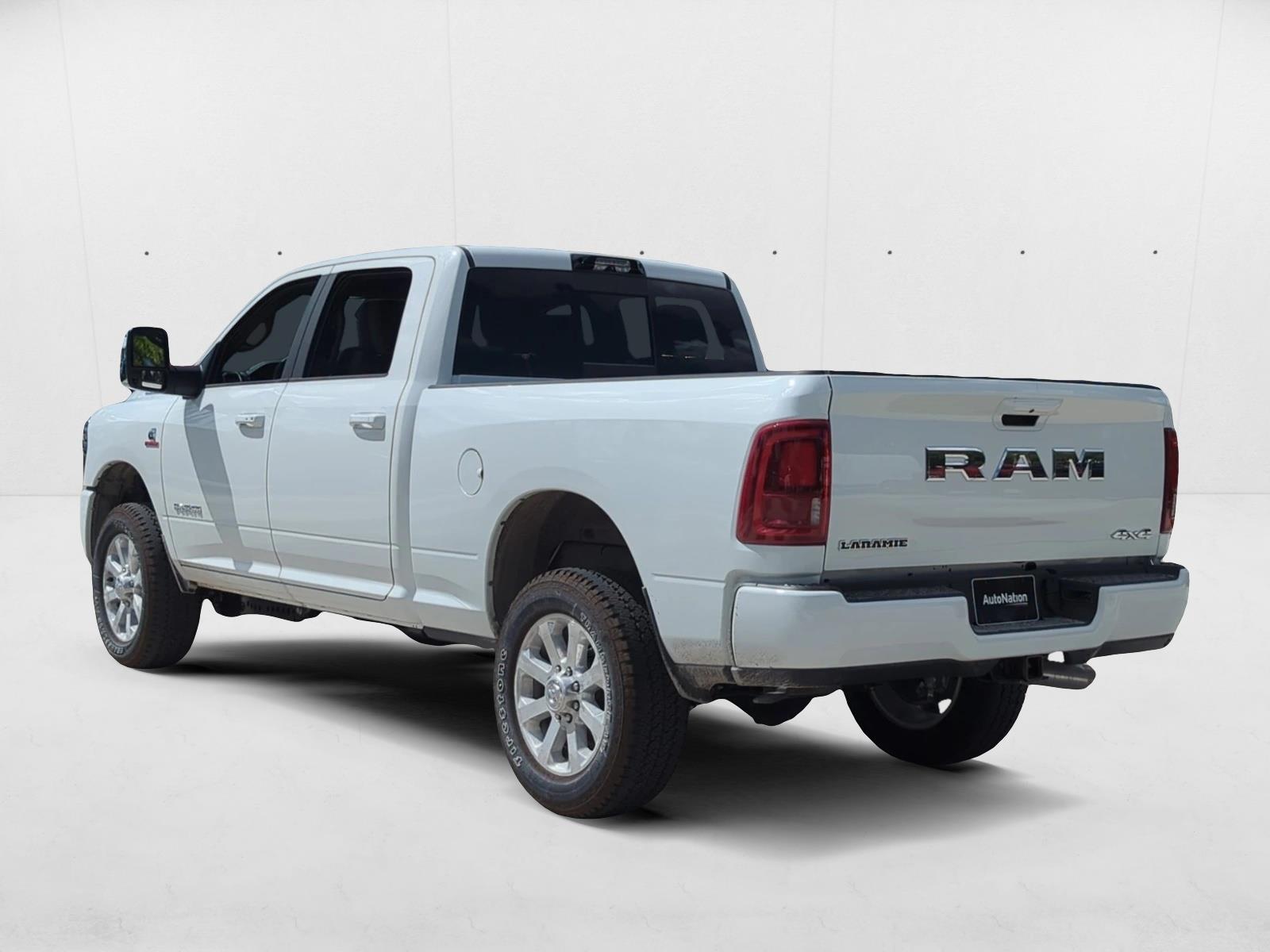 2026 RAM 2500 Laramie - Photo 9